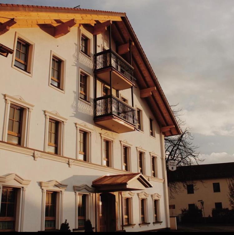 Gasthof & Hotel Bichler Emmering  Bagian luar foto