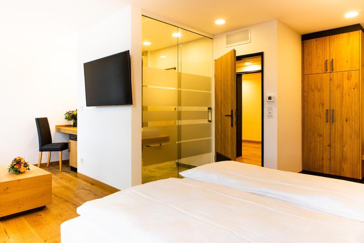 Gasthof & Hotel Bichler Emmering  Bagian luar foto