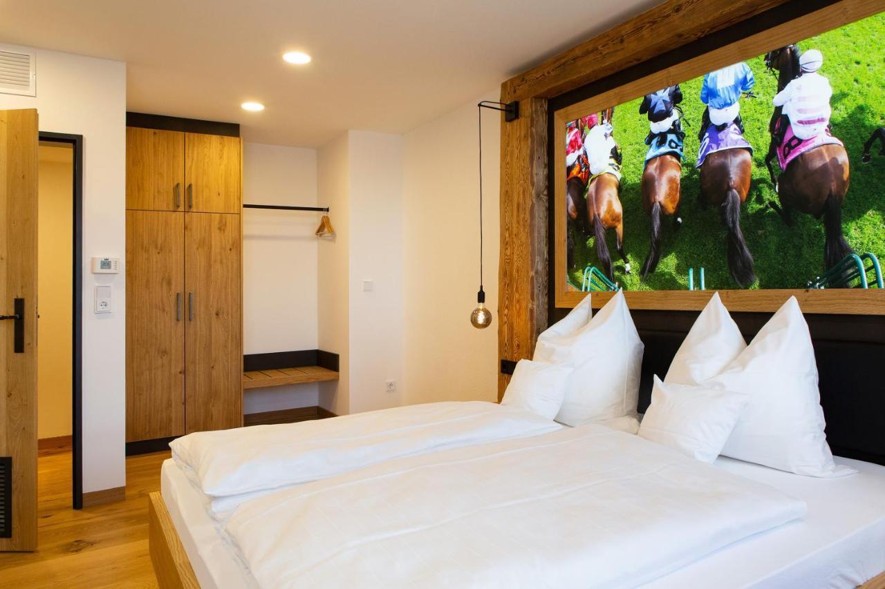 Gasthof & Hotel Bichler Emmering  Bagian luar foto
